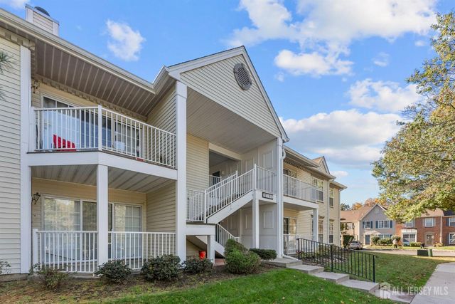 85 Caitlin Court, Franklin, NJ 08823