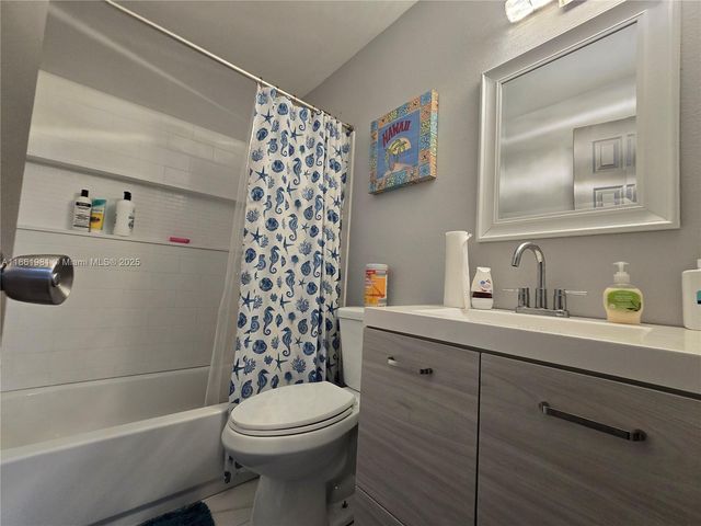 6627 Winfield Blvd 102-C, Margate, FL 33063