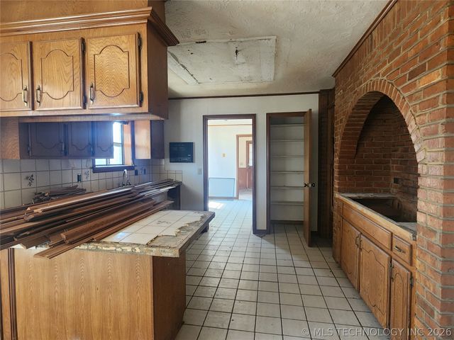 28251 E 2nd Street, Catoosa, OK 74015