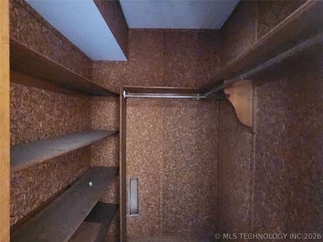 28251 E 2nd Street, Catoosa, OK 74015