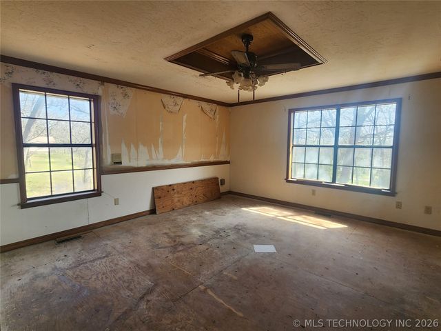 28251 E 2nd Street, Catoosa, OK 74015