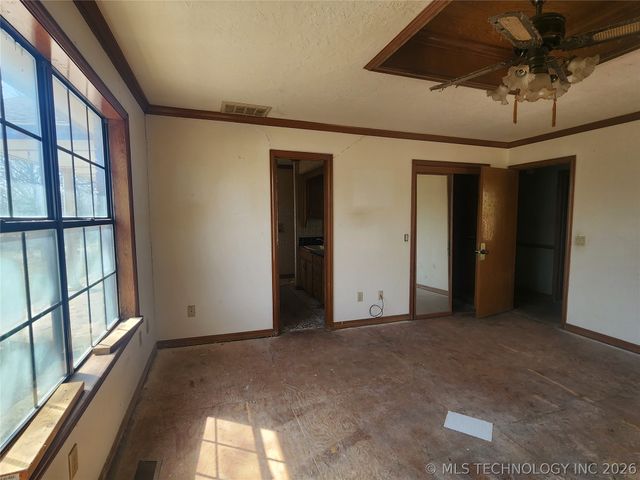 28251 E 2nd Street, Catoosa, OK 74015