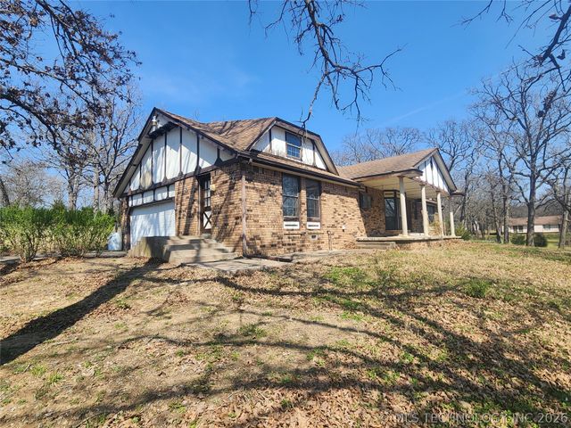 28251 E 2nd Street, Catoosa, OK 74015