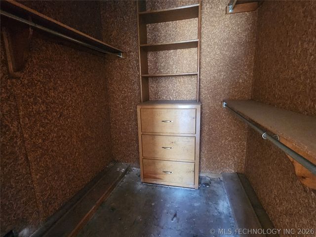 28251 E 2nd Street, Catoosa, OK 74015