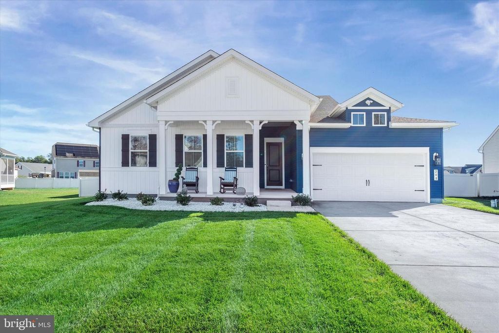 208 S RIDGE BROOK DR, Felton, DE 19943