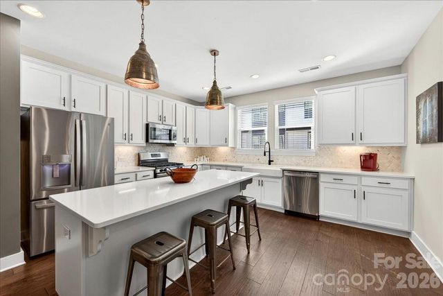 4136 Castleton Road, Charlotte, NC 28211
