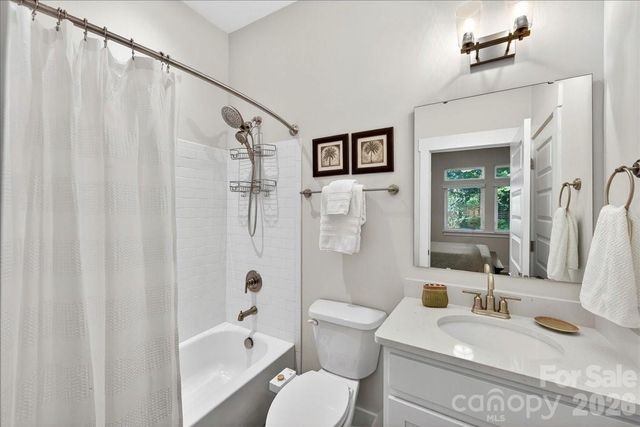 4136 Castleton Road, Charlotte, NC 28211