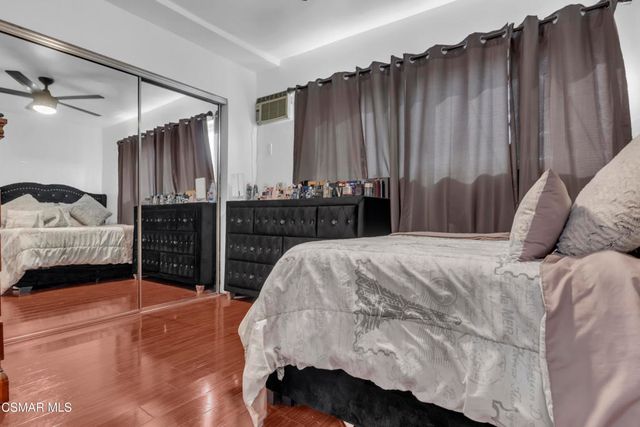 5847 S Wilton Place 5849, Los Angeles, CA 90047