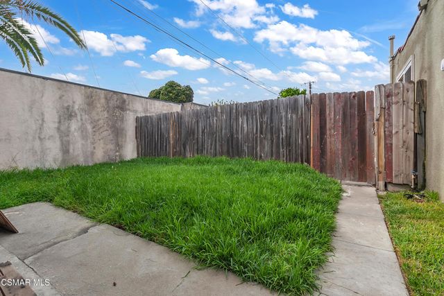 5847 S Wilton Place 5849, Los Angeles, CA 90047