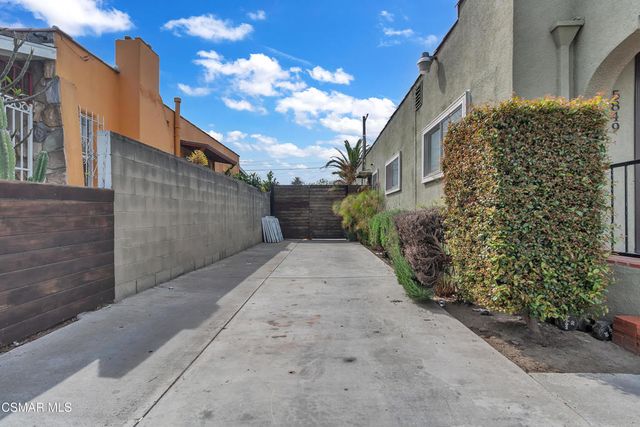 5847 S Wilton Place 5849, Los Angeles, CA 90047