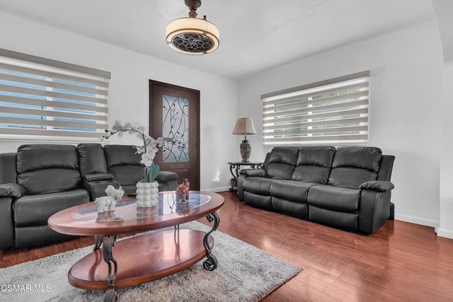 5847 S Wilton Place 5849, Los Angeles, CA 90047