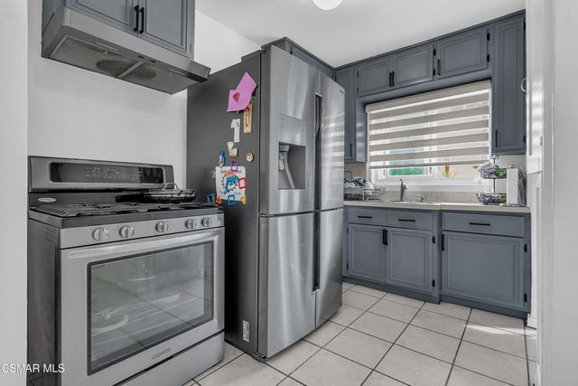 5847 S Wilton Place 5849, Los Angeles, CA 90047