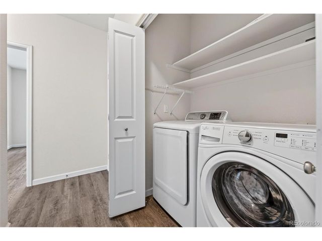 4054 S Crystal Cir 203, Aurora, CO 80014