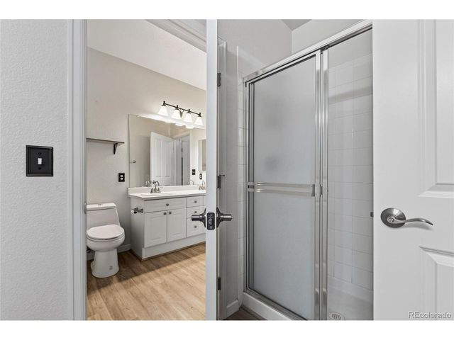4054 S Crystal Cir 203, Aurora, CO 80014