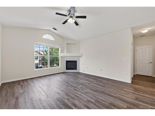 4054 S Crystal Cir 203, Aurora, CO 80014