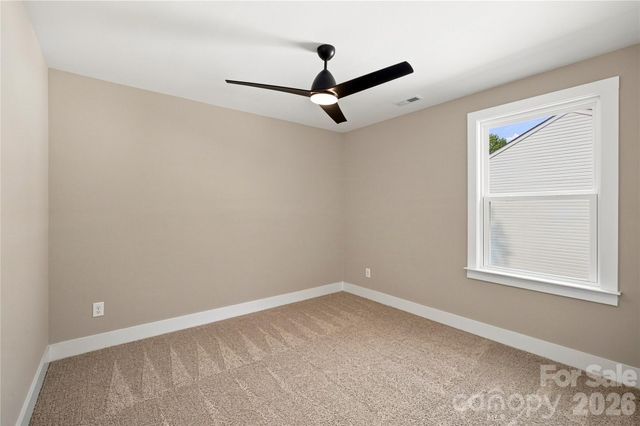 2211 W Seventh Avenue, Gastonia, NC 28052