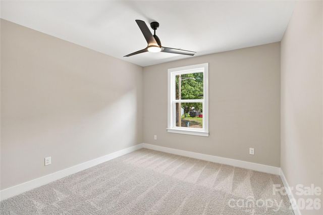 2211 W Seventh Avenue, Gastonia, NC 28052