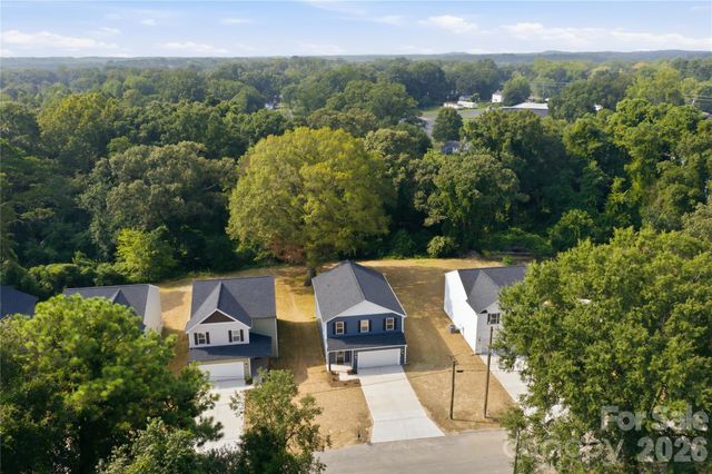 2211 W Seventh Avenue, Gastonia, NC 28052