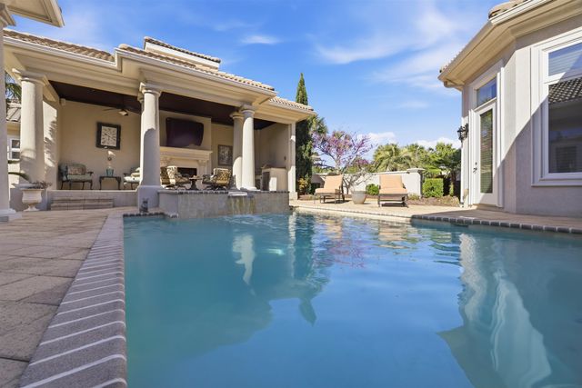 9171 Bellasera Circle, Myrtle Beach, SC 29579