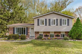 31680 Mc Namee, Fraser, MI 48026