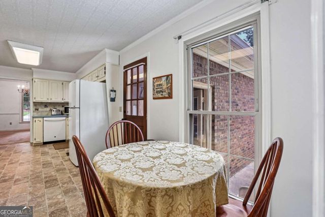 145 White Road, Fayetteville, GA 30214