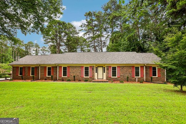 145 White Road, Fayetteville, GA 30214