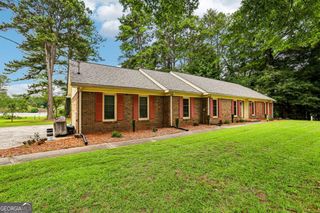 145 White Road, Fayetteville, GA 30214