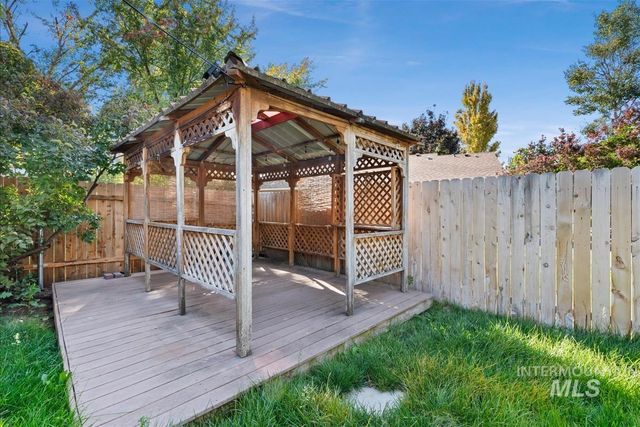 5417 N Hertford Way, Boise, ID 83714
