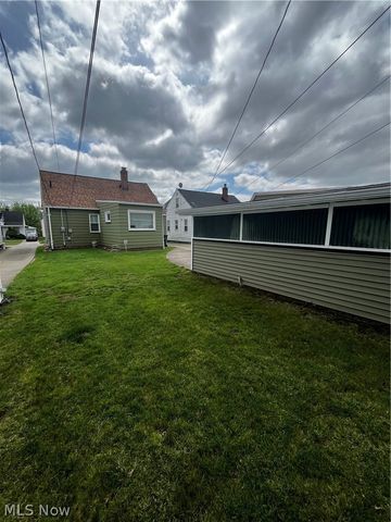 13009 Darlington Avenue, Garfield Heights, OH 44125