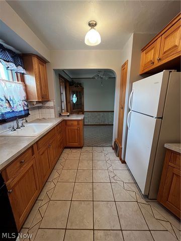 13009 Darlington Avenue, Garfield Heights, OH 44125