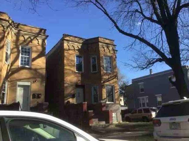 7027 S Calumet Avenue, Chicago, IL 60637