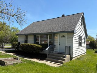 37863 N Harper Road, Beach Park, IL 60087