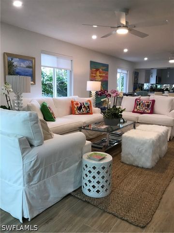 302 2nd ST S 302, Naples, FL 34102