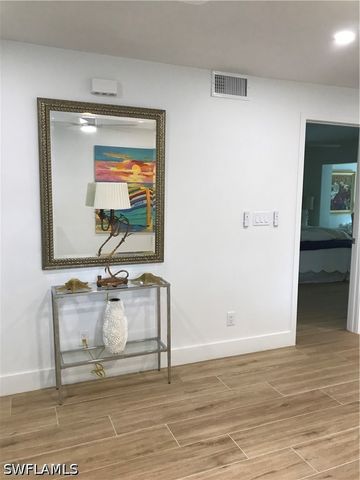 302 2nd ST S 302, Naples, FL 34102