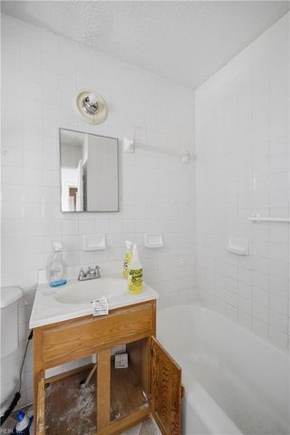 843 15th ST, Newport News, VA 23607