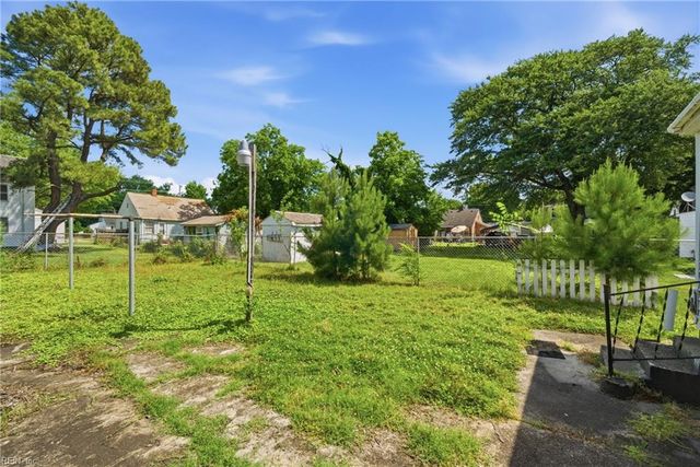 843 15th ST, Newport News, VA 23607