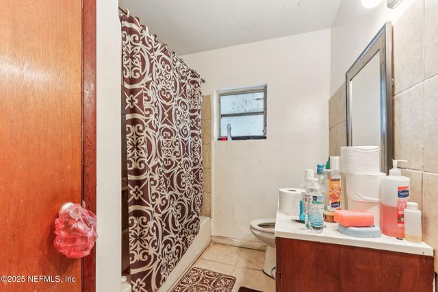 1650 LAUDER Avenue, Jacksonville, FL 32208