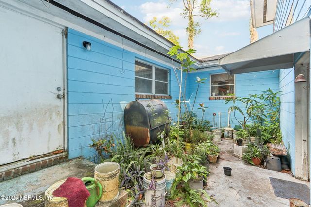 1650 LAUDER Avenue, Jacksonville, FL 32208