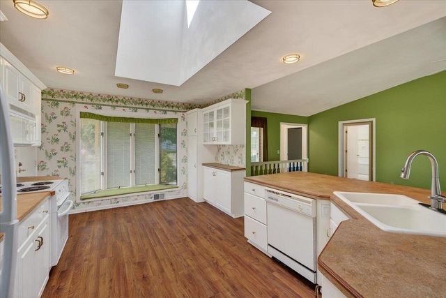 4163 Eastridge Drive, Janesville, WI 53546