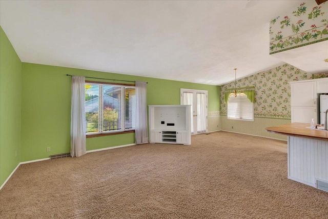 4163 Eastridge Drive, Janesville, WI 53546