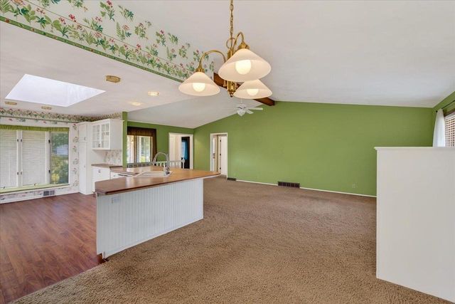 4163 Eastridge Drive, Janesville, WI 53546