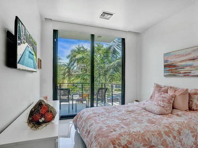2514 NE 21st Street A, Fort Lauderdale, FL 33305