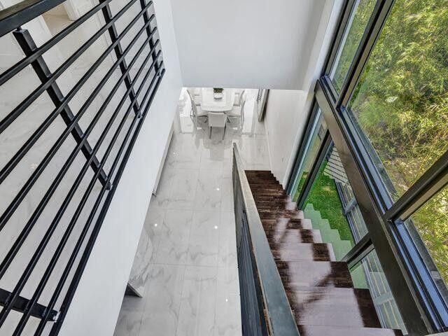 2514 NE 21st Street A, Fort Lauderdale, FL 33305