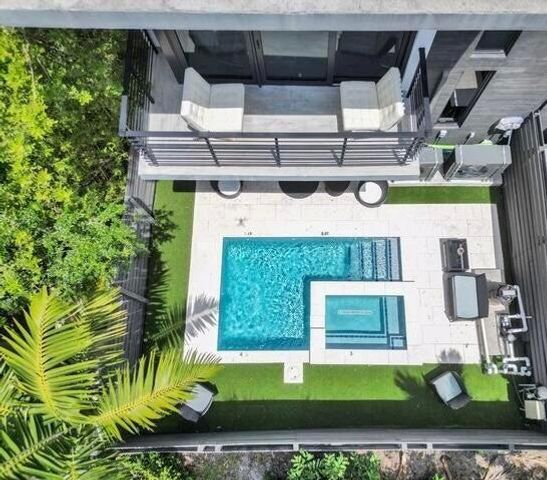 2514 NE 21st Street A, Fort Lauderdale, FL 33305