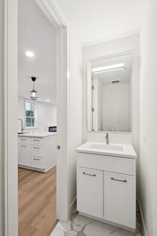 2323 N Lister Avenue 1R, Chicago, IL 60614