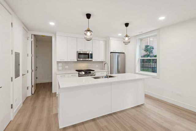 2323 N Lister Avenue 1R, Chicago, IL 60614