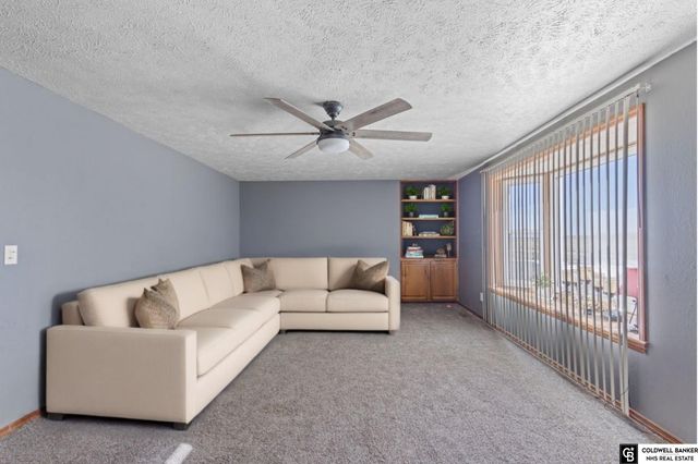 32267 Central Highway, Columbus, NE 68653