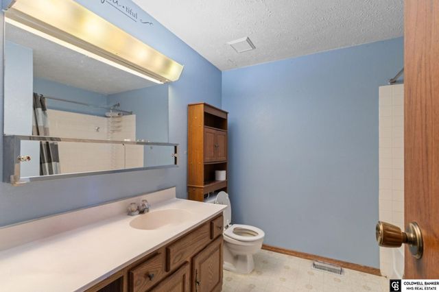 32267 Central Highway, Columbus, NE 68653