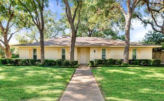 301 Canyon Ridge Drive, Richardson, TX 75080