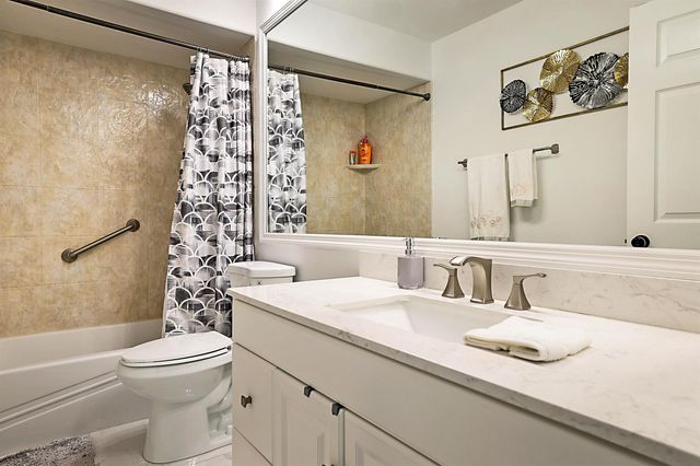 7852 Lake Champlain Court, Delray Beach, FL 33446
